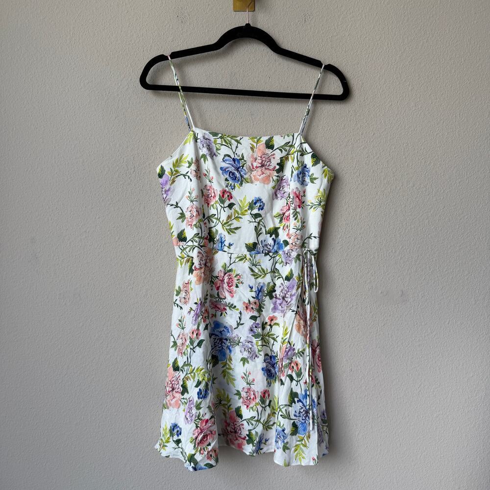 Alice + Olivia Trixie White Floral Mock Wrap Mini Dress Size 6 - Picture 2 of 6